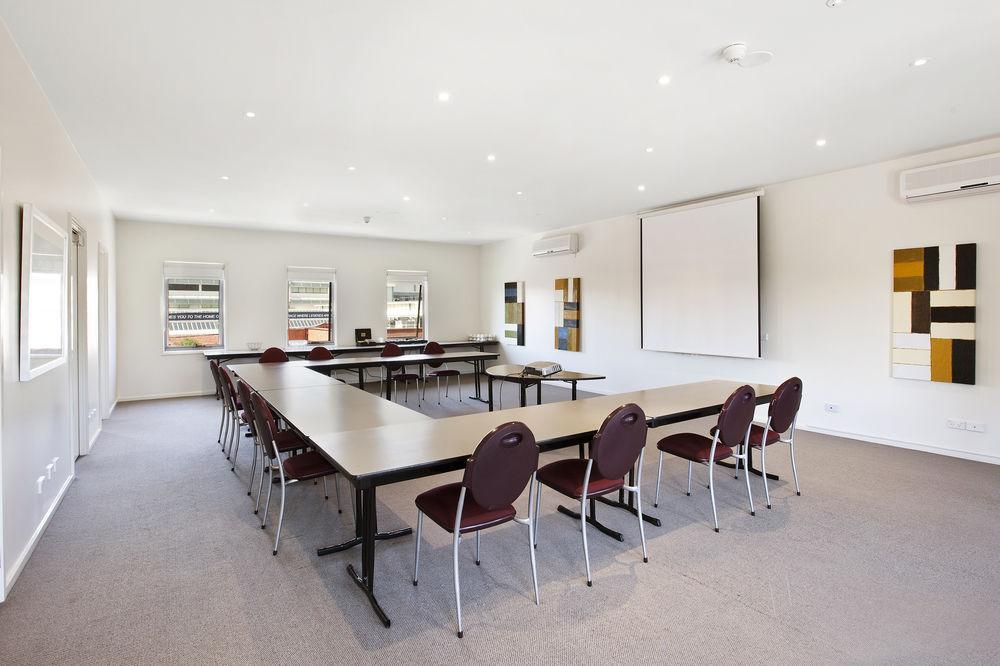 Quest Moonee Valley Melbourne Exterior photo
