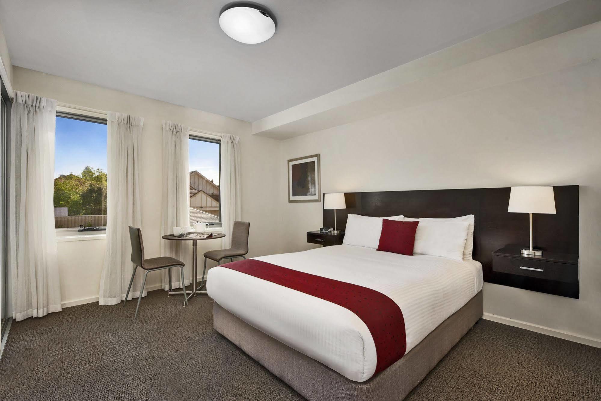Quest Moonee Valley Melbourne Exterior photo