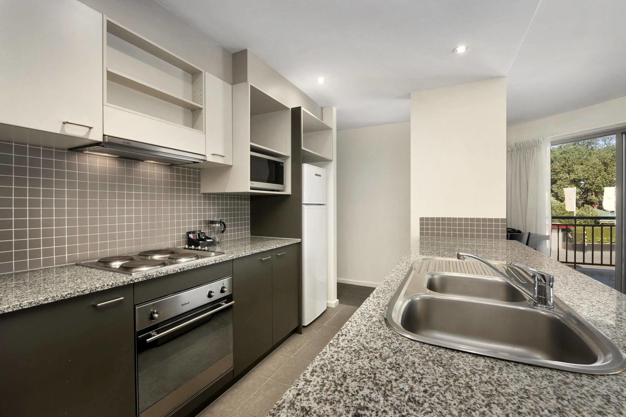 Quest Moonee Valley Melbourne Exterior photo