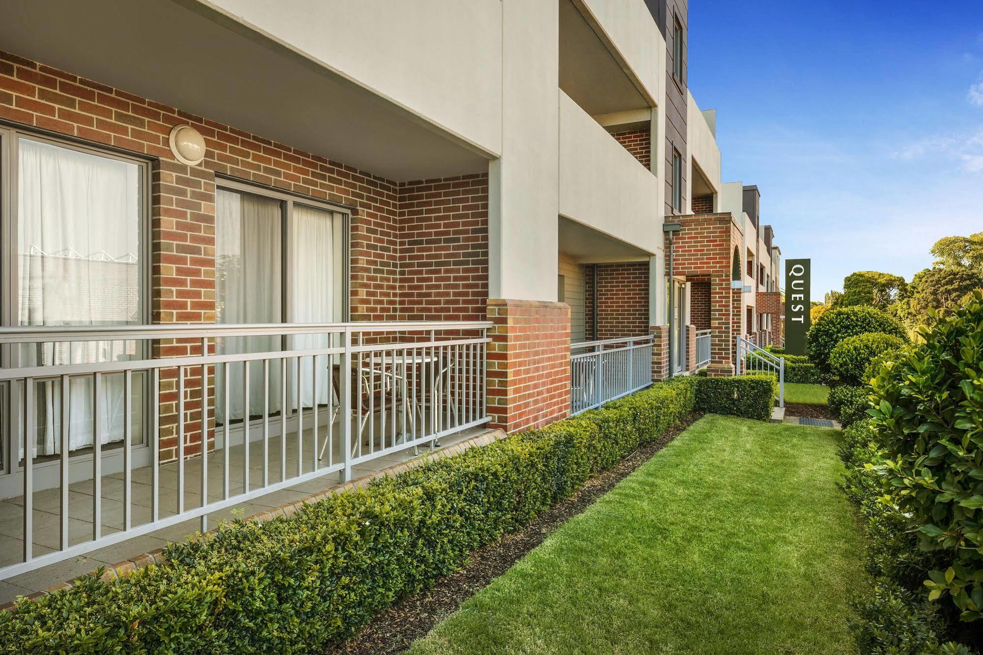 Quest Moonee Valley Melbourne Exterior photo